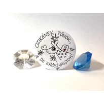 Kitűző: Őzikének tűnök, de erős vagyok!