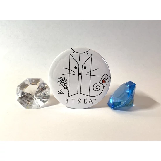 Hűtőmágnes: BTS macska, K-POP ON!