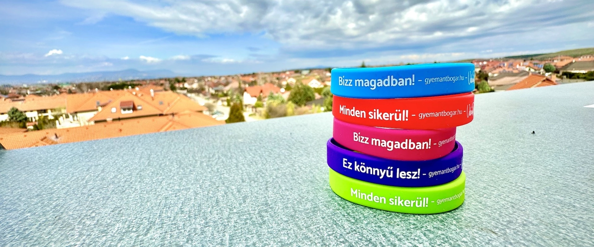 Feltöltés minden napra: Feltöltés minden napra:
